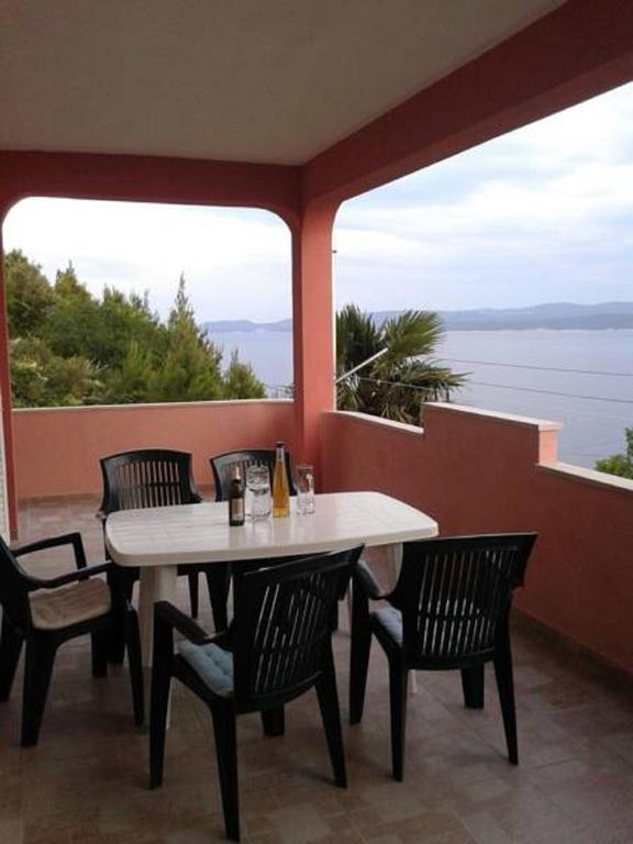 Apartments Coko Omiš Rum bild