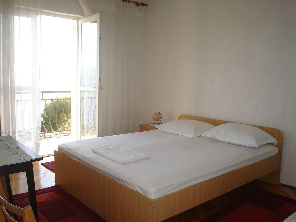 Apartments Coko Omiš Rum bild