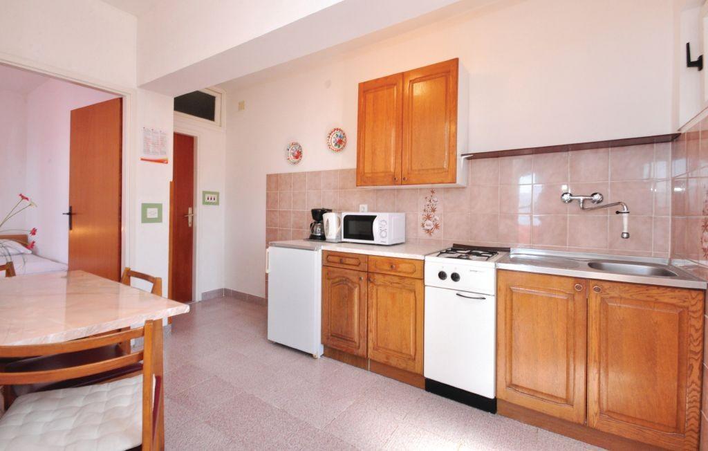 Apartments Coko Omiš Exteriör bild