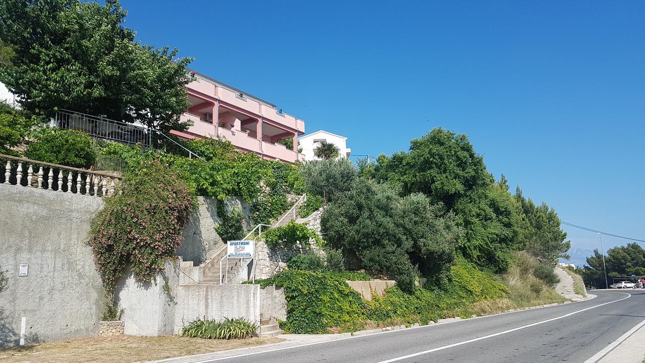 Apartments Coko Omiš Exteriör bild